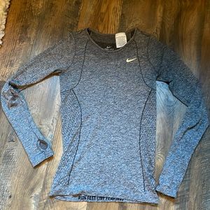 Nike XS Dri-fit top